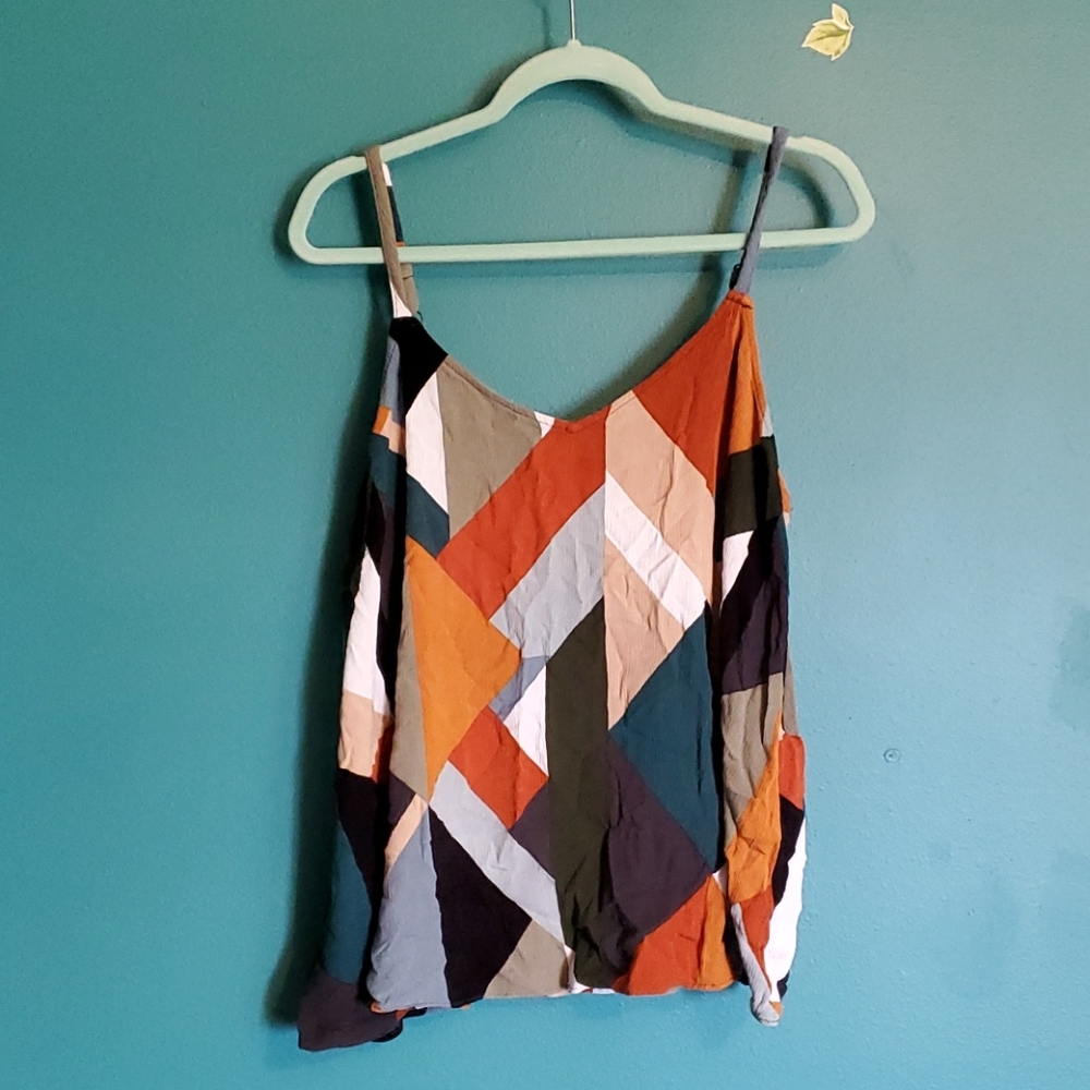 Flowy color blocked top